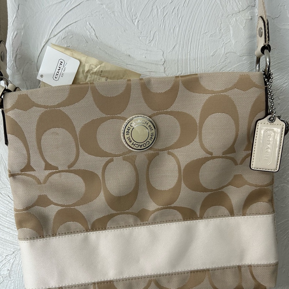 MONOGRAM COACH CROSSBODY.LIGHT/CREAM/KHAKI. BRAND NEW WITH TAGS